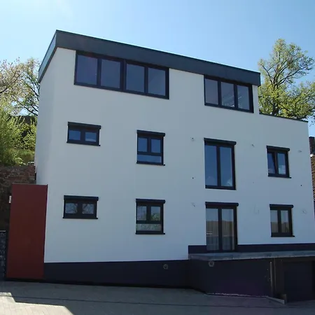 Lili's Mit Schlossblick