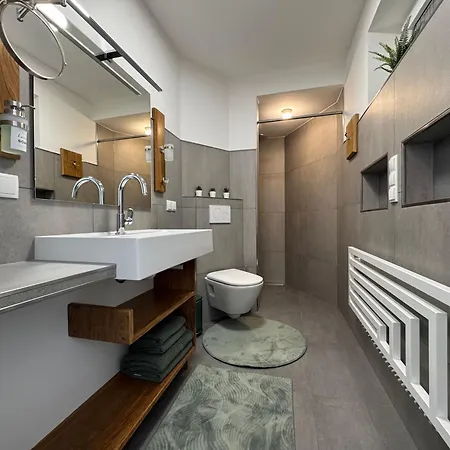 Lili's Mit Schlossblick Apartament